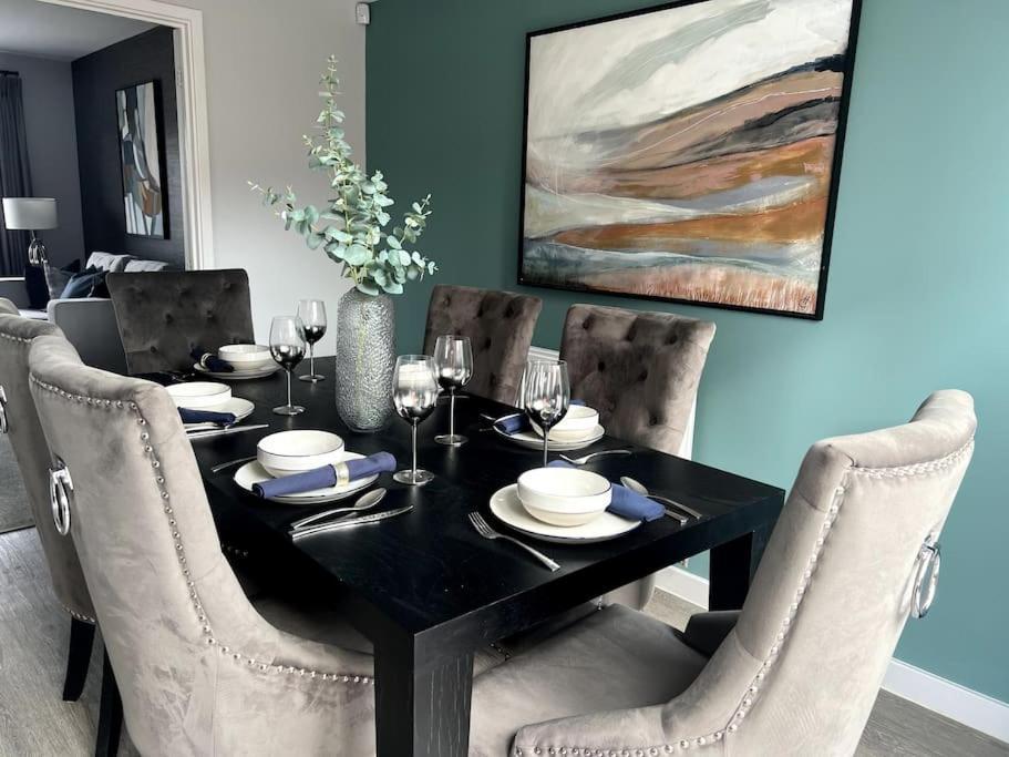 Waterside House Villa เลสเตอร์ ภายนอก รูปภาพ